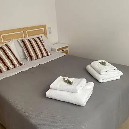 Apartment Full In Cubelles. 3 And 15min To The Beach. Cubelles