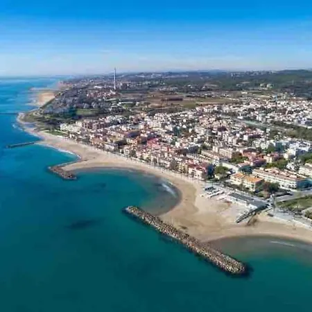 Apartment Full In Cubelles. 3 And 15min To The Beach. *